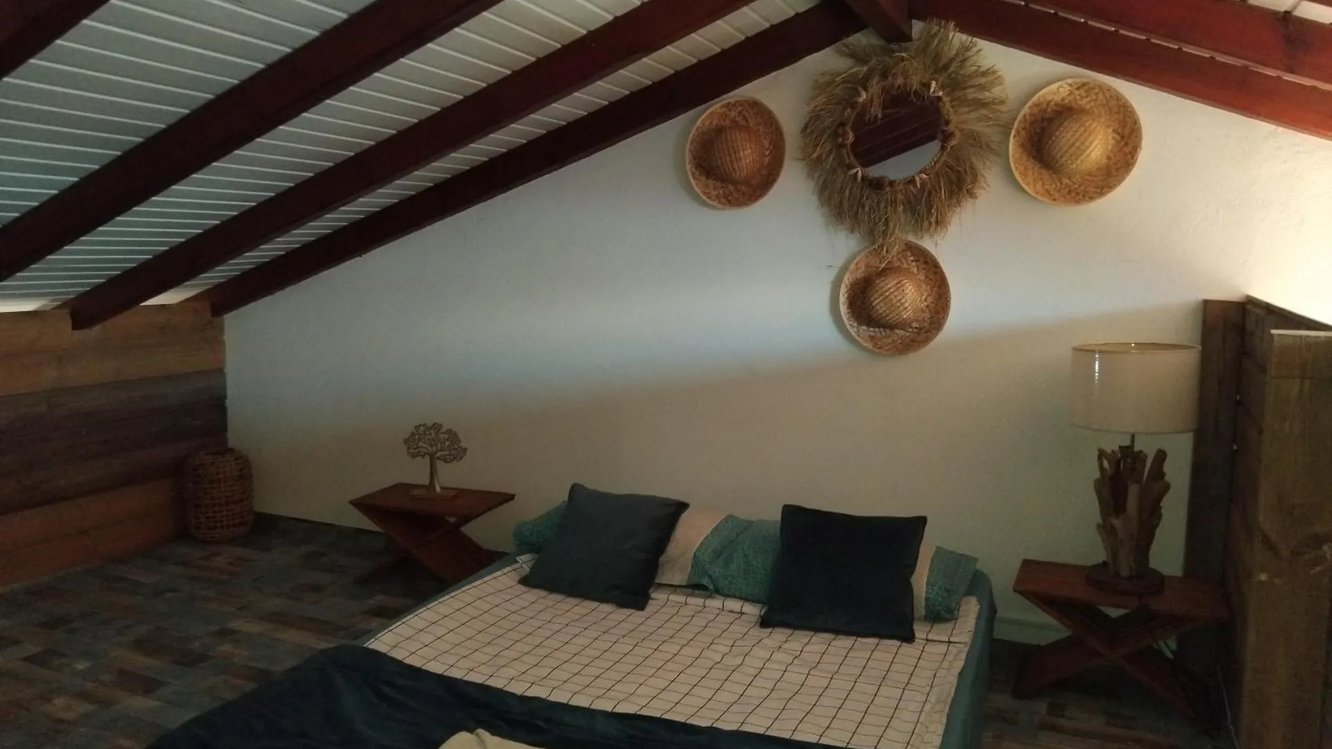 Tidododesiles Apartment Bouillante